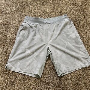 Men’s Lululemon grey shorts